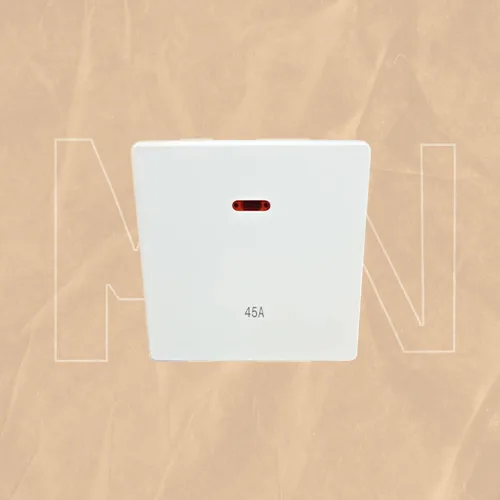 مفتاح مكيف أبيض 45 أمبير 7×7 من MKN