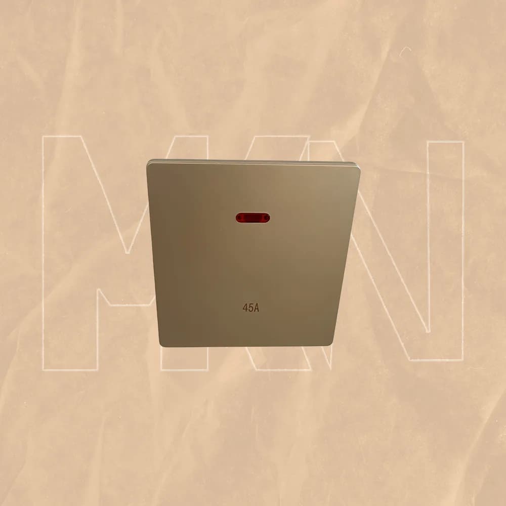 مفتاح مكيف ذهبي 45 أمبير 7×7 من MKN